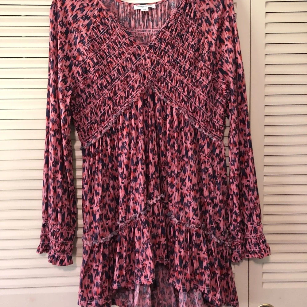 BeachLunchLounge Collection Long Sleeve Ladies Tunic Top Size Large.